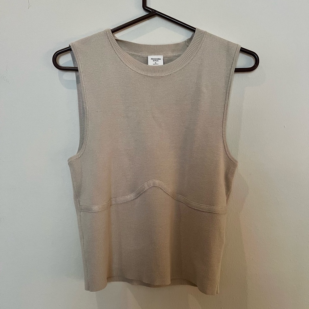 Abercrombie & Fitch XL Tan Sweater Tank NEVER WORN